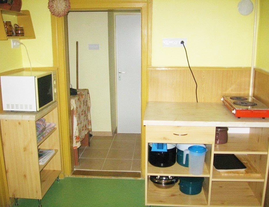 Chalupa pod lesom hendrichovce — foto 1