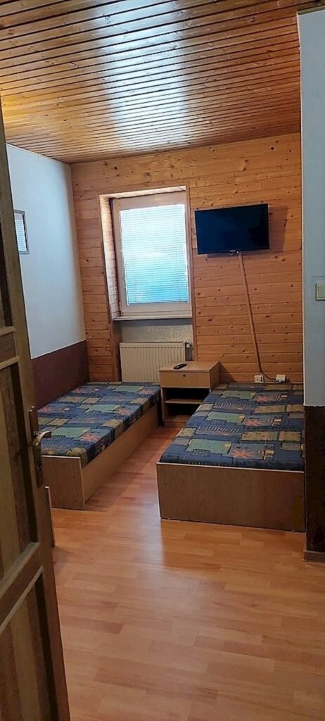 bacov dvor