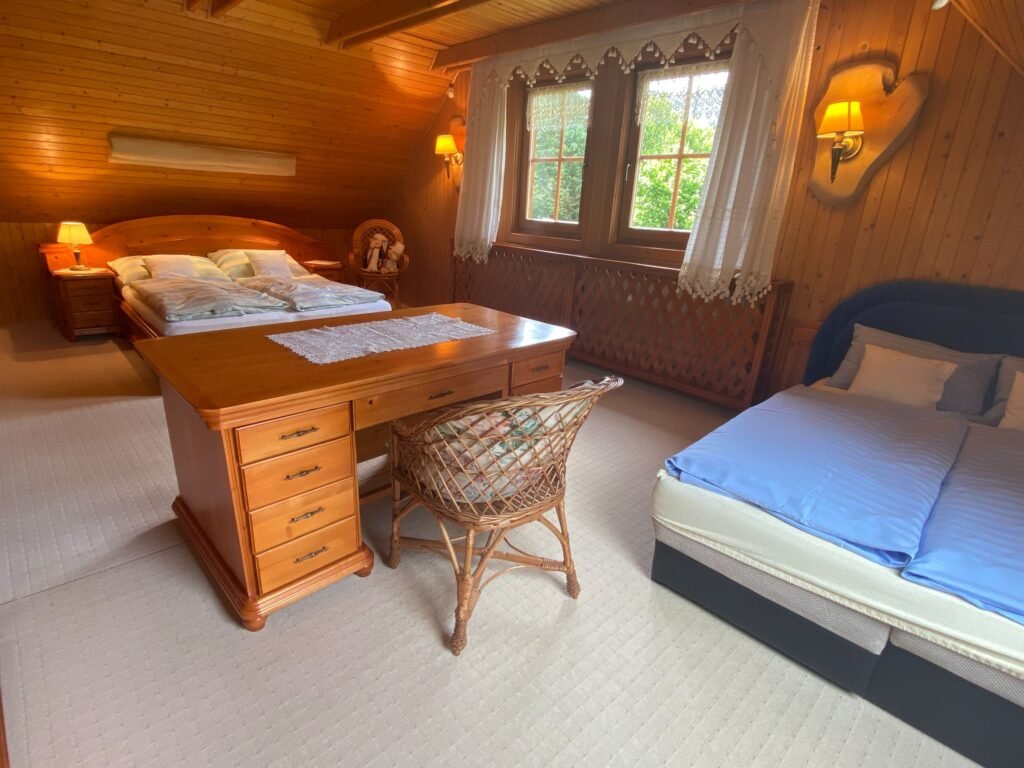 zatisie pod lesom — foto 2