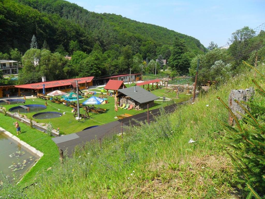 Utulna chalupa za potokom — foto 7