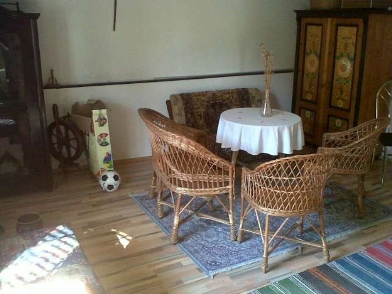 utulna chalupa za potokom — foto 3