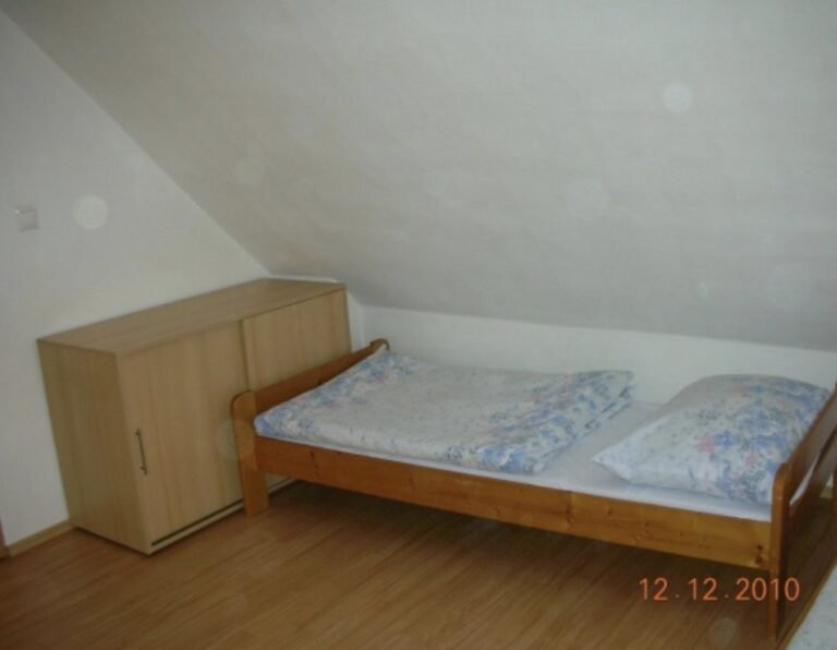 chalupa ve svratce
