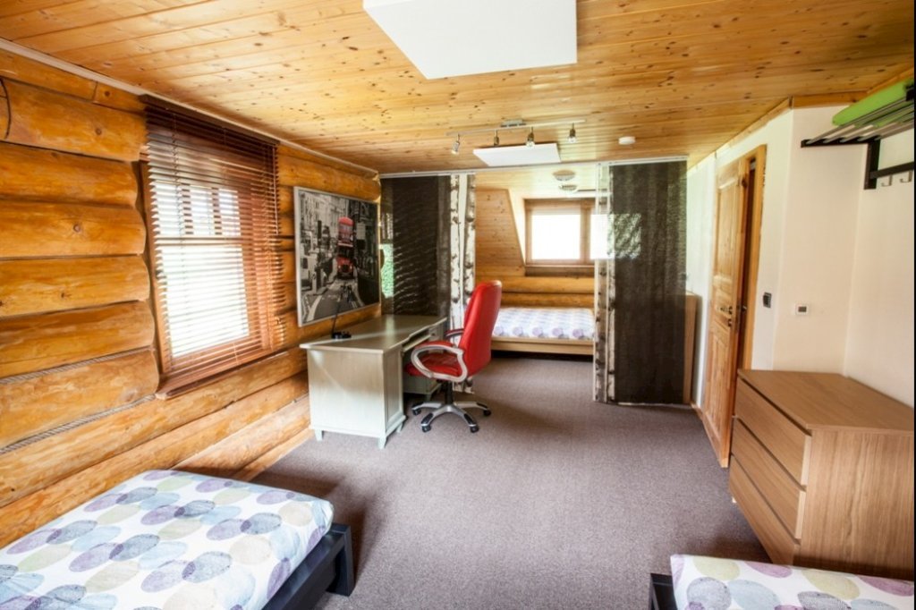 pohadkovy srub u zeda — foto 2