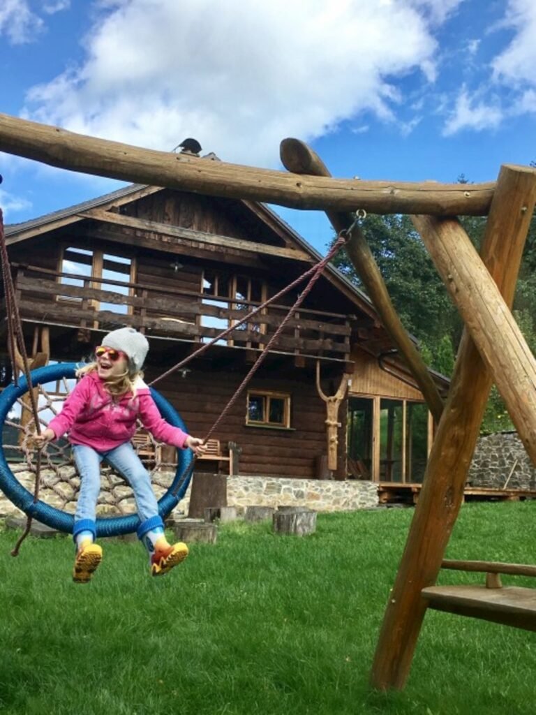 Pohadkovy srub u zeda — foto 4