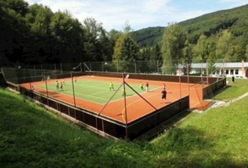 Zrub pod borovicou — foto 4