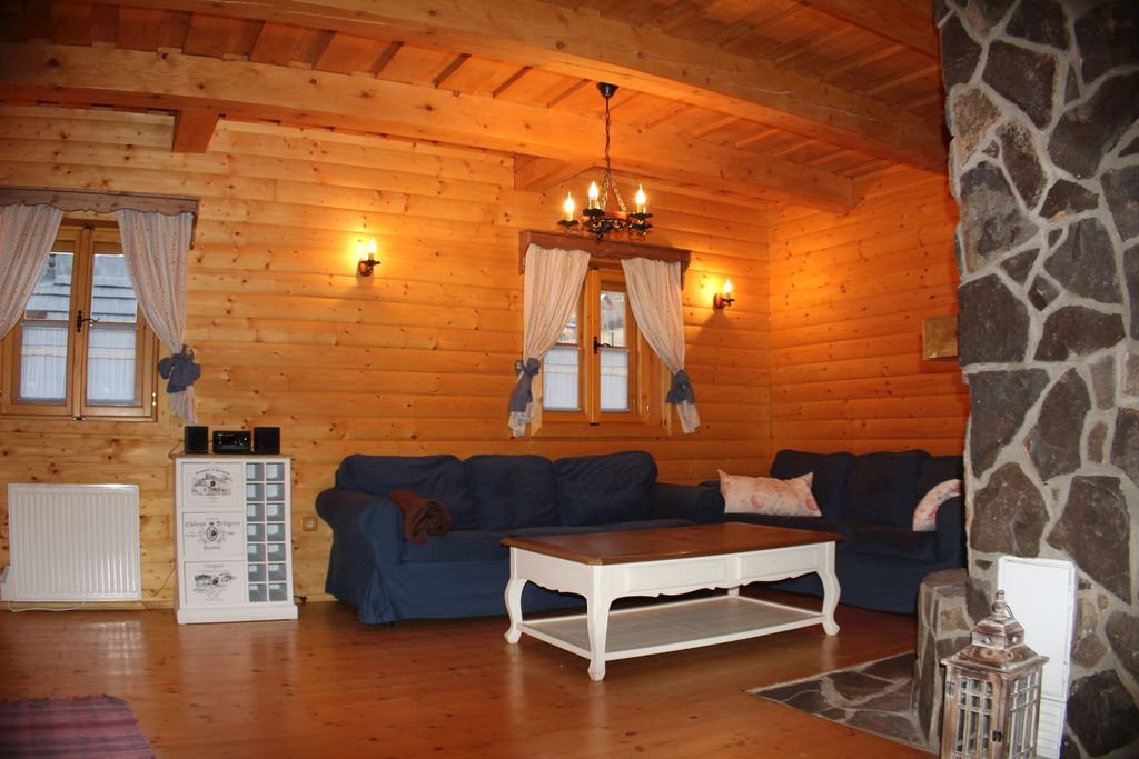 family resort zazriva