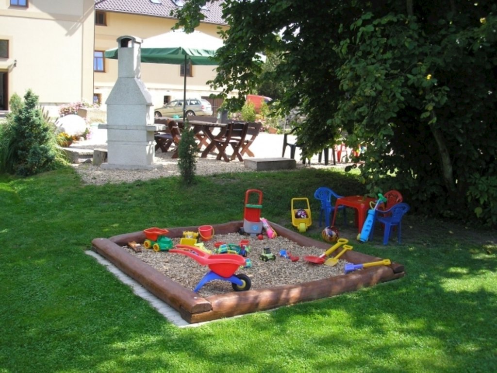 Apartmany ktova 15 pod troskami — foto 6