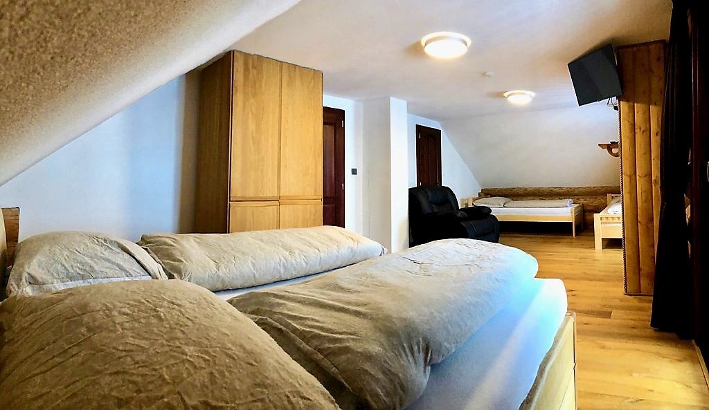 zrub pod polanou — foto 4