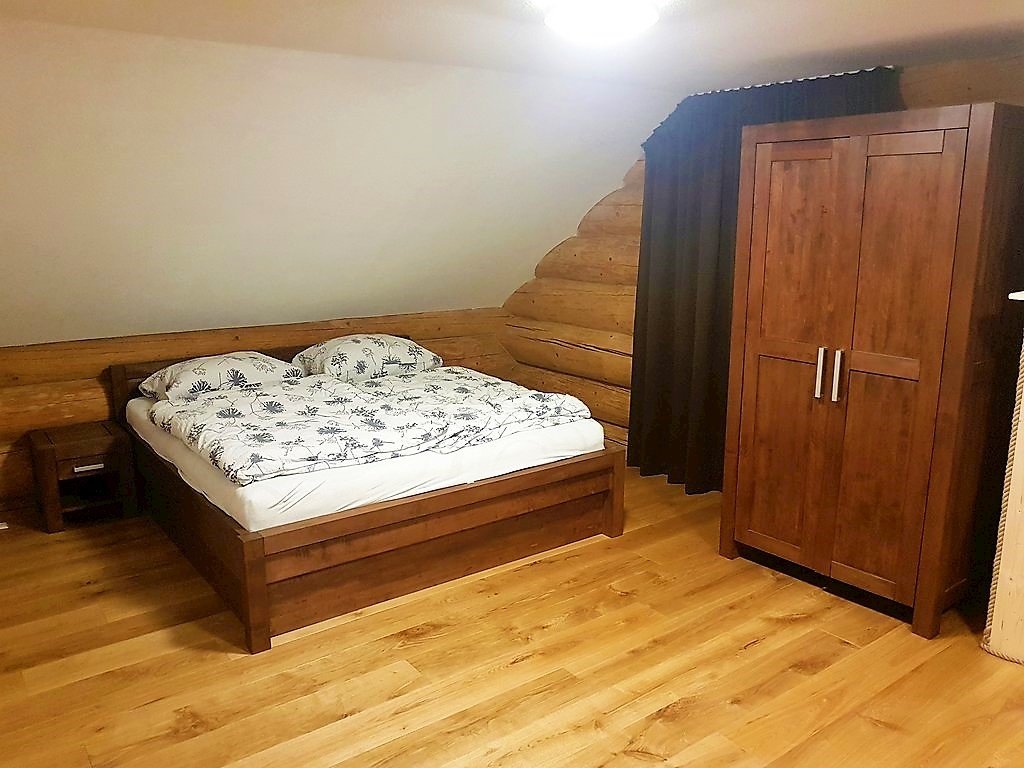 zrub pod polanou — foto 8