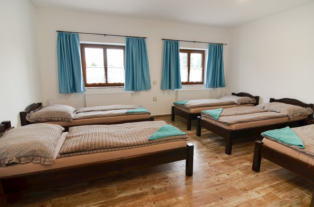 penzion a restaurace cicina tvrdonice