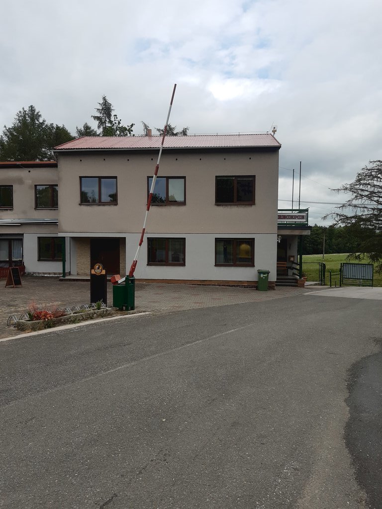 autokemp u veze — foto 3