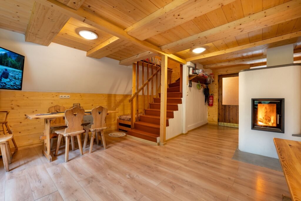 chatka v lese skipark malino brdo — foto 2