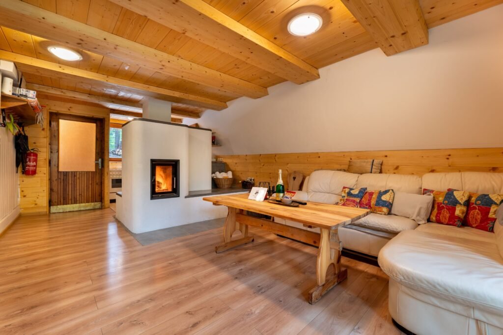 chatka v lese skipark malino brdo — foto 3