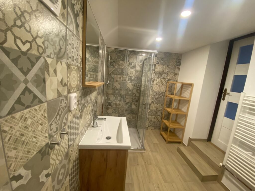 chalupa u potoka sloup v cechach — foto 2