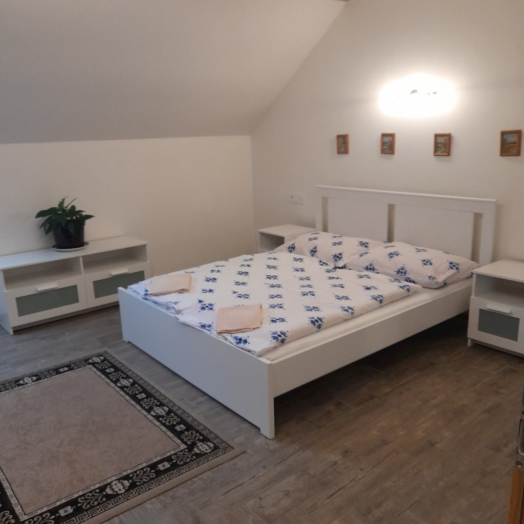 pohadkova usedlost lovetin u deviti andelu