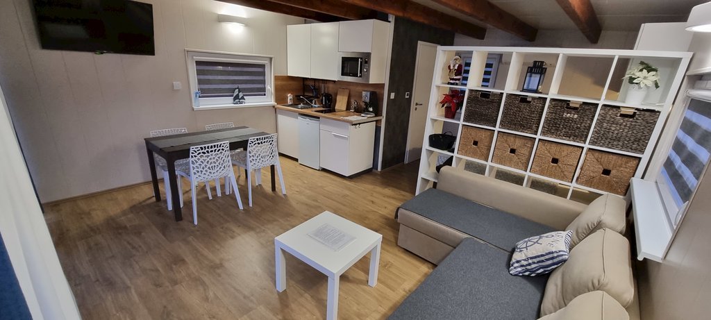 hausboaty zivot na vode — foto 2