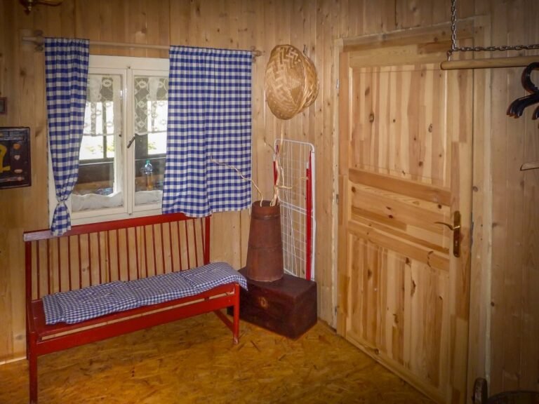 chalupa na vrsku zazriva