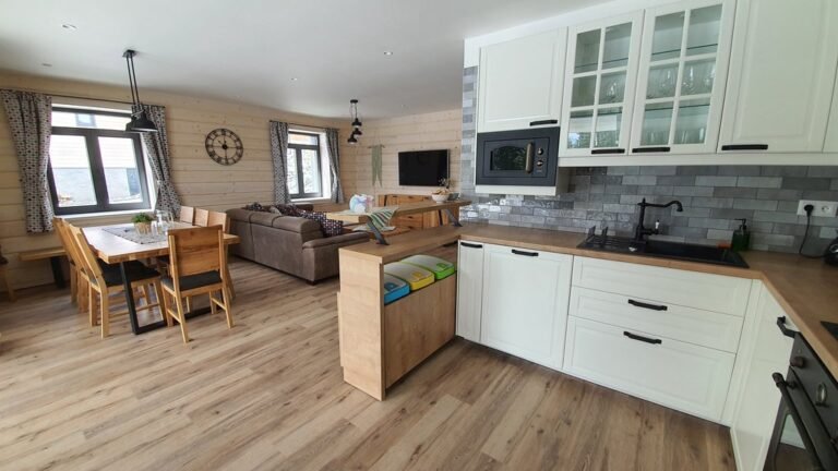 mountain houses kubinska hola