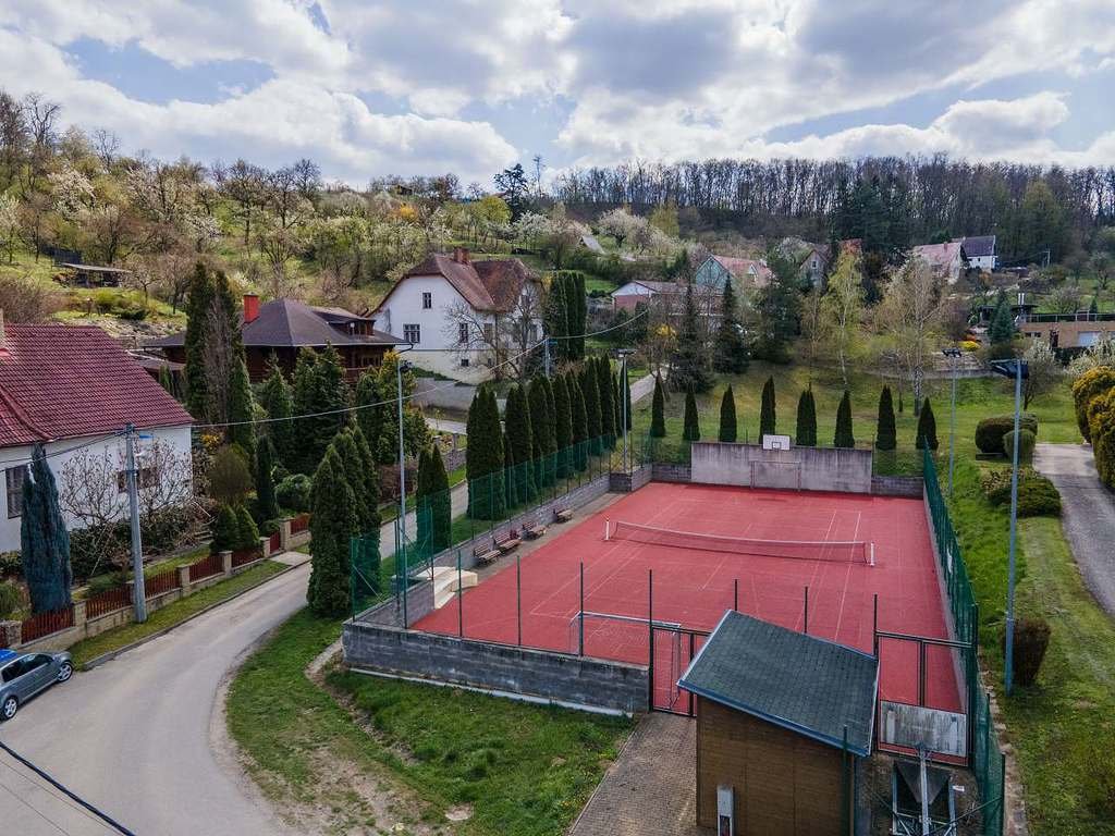 dum pod hradiskem — foto 3