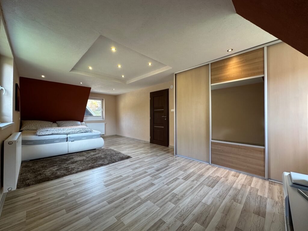 chalupa u vojvodovcov zazriva — foto 3