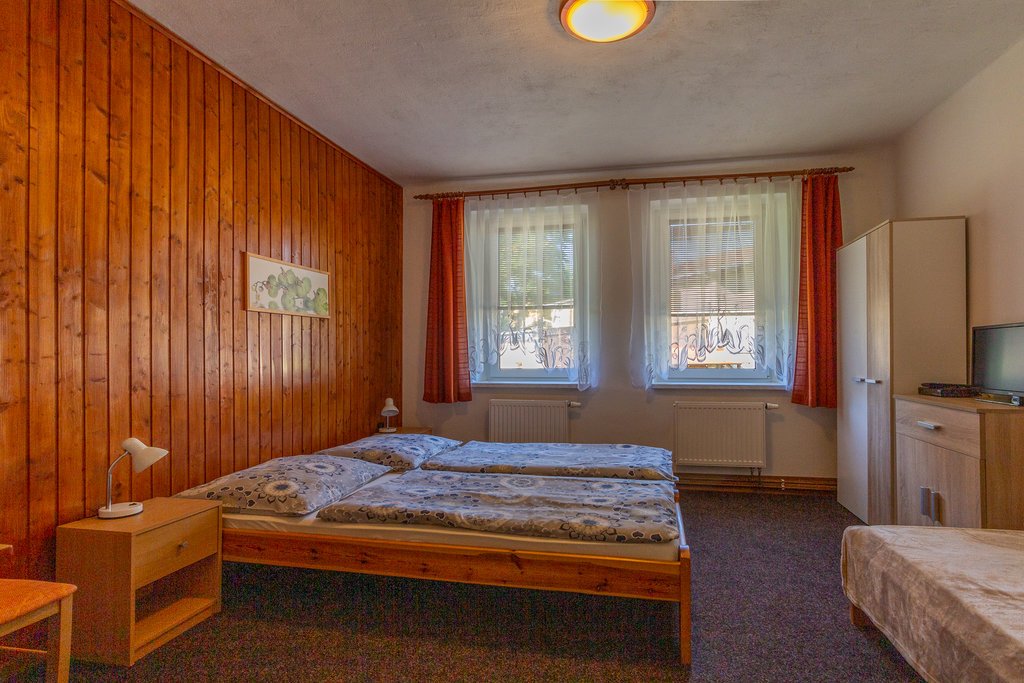 penzion na mlyne ostruzna