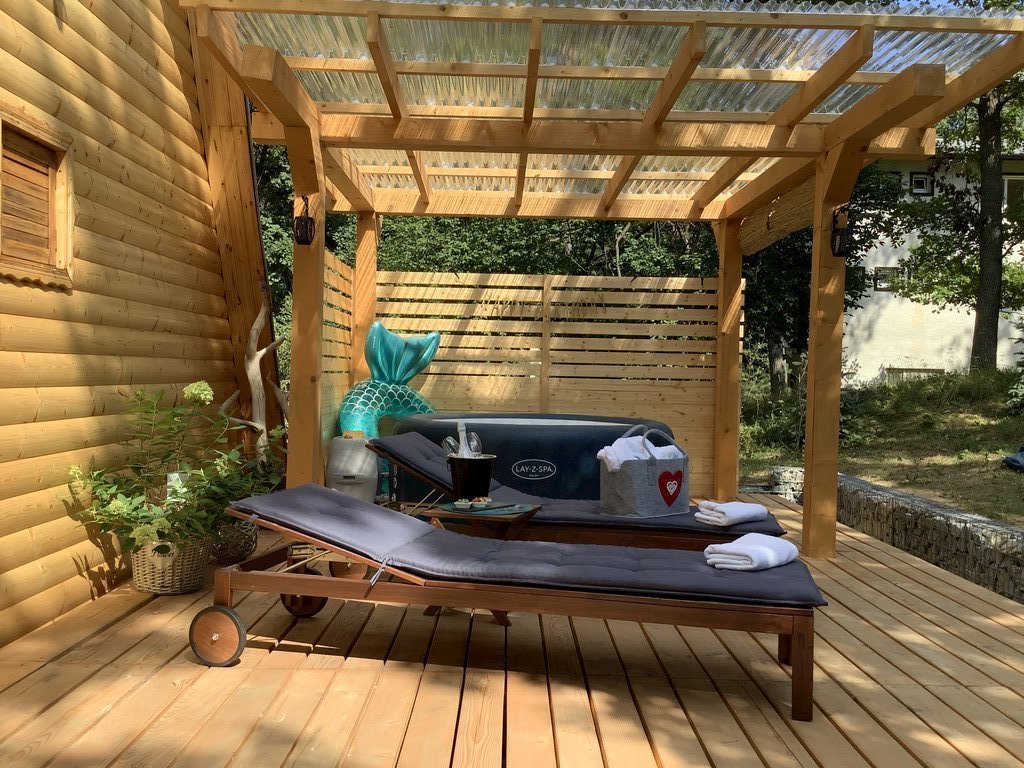 chatka piccola s jacuzzi