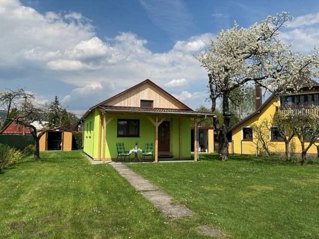 chata nada na velkem rybniku u karlovych varu — foto 6